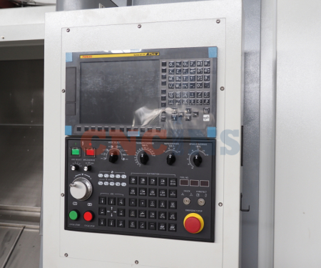 Горизонтальный токарный станок MetalCraft TCK60D-1000 c ЧПУ Fаnuс с датчиком привязки инструмента Renishaw HPMA (TCK60D-1000.F15/18,5.A2-8.12G.254T.R)